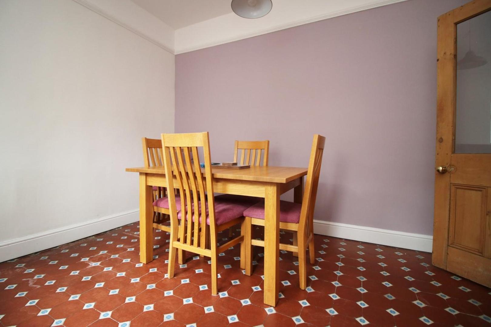Quiet And Spacious 3 Bedroom Cardiff Exterior photo